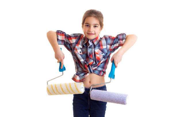 istock Little girl holding white rolls 689915192