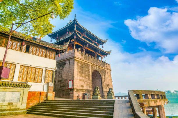 istock Ancient town of Huanglong Valley in Sichuan 689997376