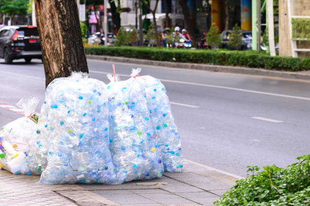 istock Bag of used platstic bottle. 690032598