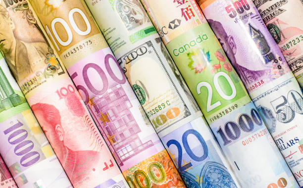 gli sfondi più belli con i banknot valutari - currency exchange currency european union currency dollar foto e immagini stock