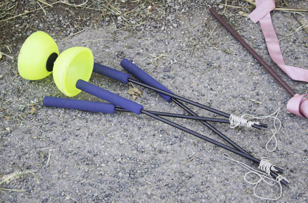 istock Diabolo Juggling 690065358