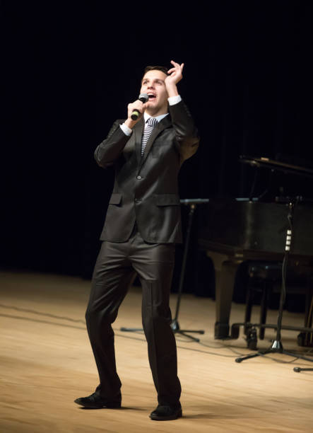 istock Jazz singer teenager 690153650