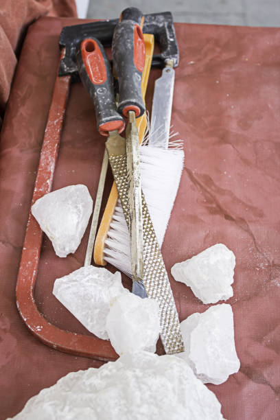 depósito de gelo - ice carving sculpture chisel - fotografias e filmes do acervo