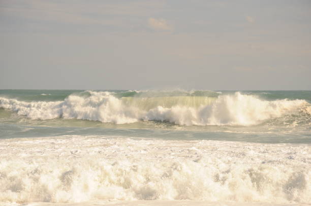 istock Waves / Surf on the Mediterranean - Spain 690189760