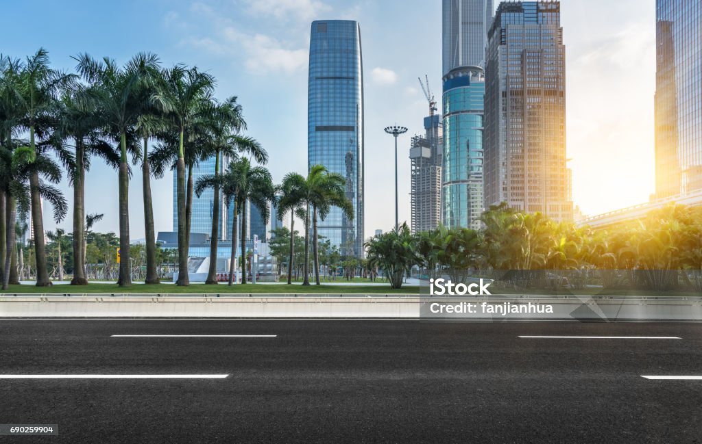 Empty Intersection Background Empty Downtown Street Intersection Stock Photo - Download Image Now ...