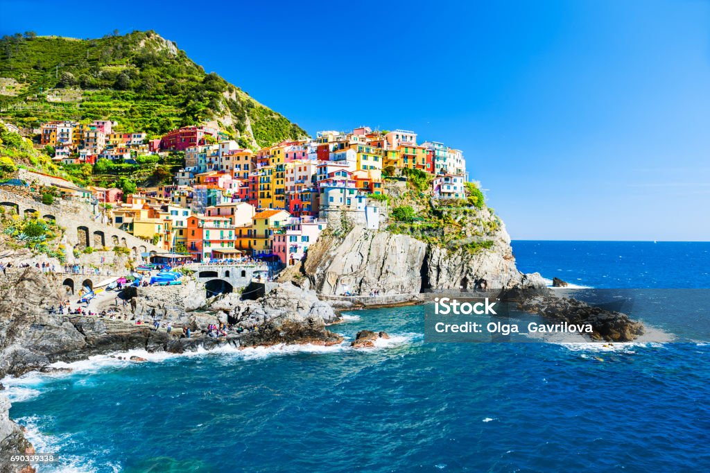 Manarola, Cinque Terre national park, Italy Colorful houses of Manarola town, Cinque Terre national park, Liguria, Italy Cinque Terre Stock Photo