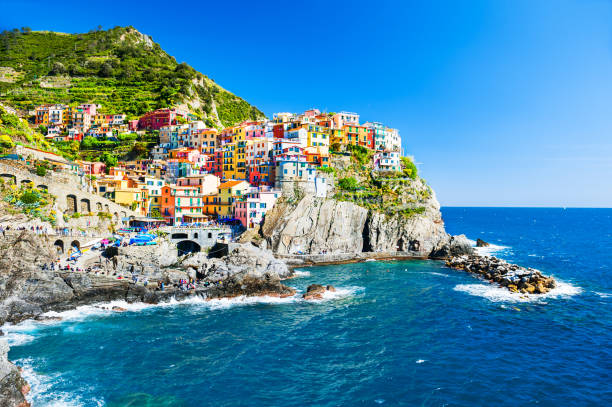 Manarola, Cinque Terre national park, Italy Colorful houses of Manarola town, Cinque Terre national park, Liguria, Italy spezia stock pictures, royalty-free photos & images