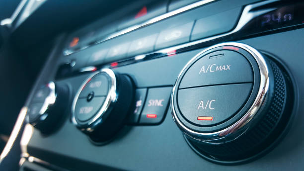 car aire acondicionado - car dashboard air conditioner driving fotografías e imágenes de stock