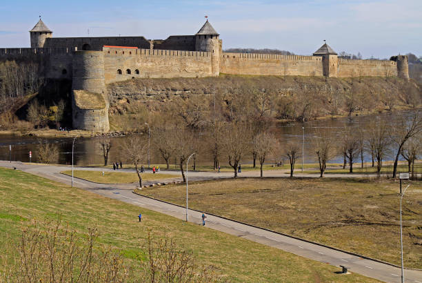 istock Ivangorod fortress on Narva river in Russia 690415738