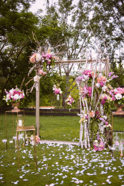 istock Original wedding floral decoration 690610836