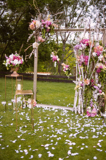 istock Original wedding floral decoration 690610978