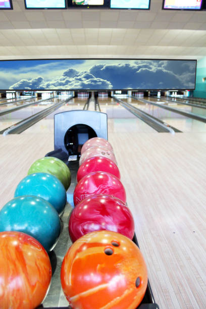 istock balls for bowling in bowling-alley 690620296