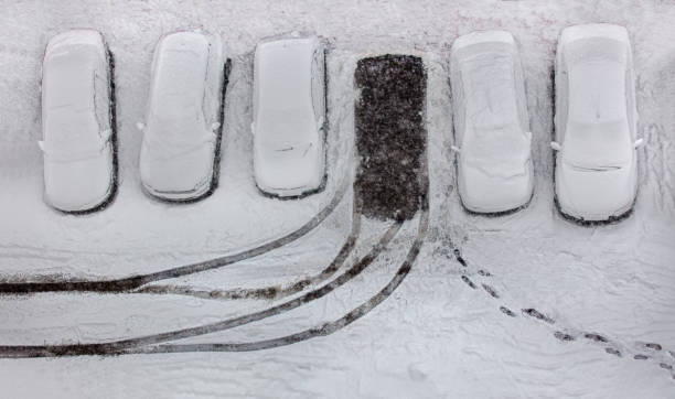 Schnee in Parkplatz – Foto