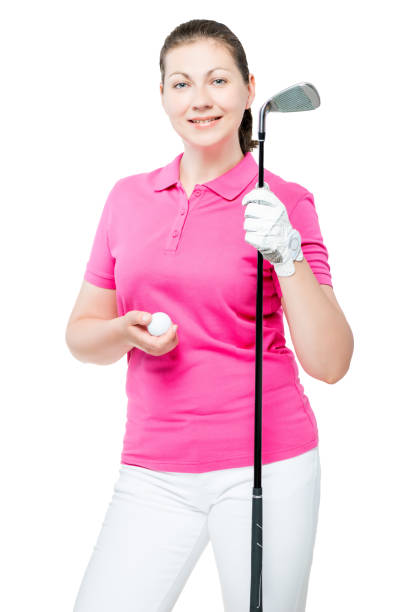 garota de 30 anos com o equipamento para o jogo de golfe em um fundo branco - golf women pink ball - fotografias e filmes do acervo