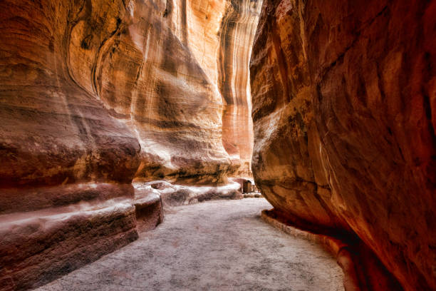 istock Al-Siq in Petra, Jordan 690716332