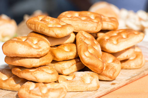 istock Fresh loaves at the market 690797632