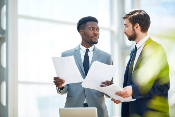 istock Meeting of economists 690896416