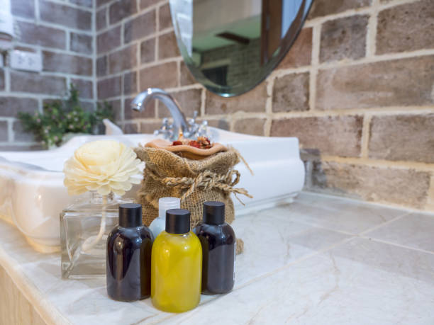 istock Liquid soap bottle on wash bowl 1 690978626