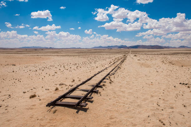 voies ferrées abandonnées dans le désert, namibie - 7947 photos et images de collection