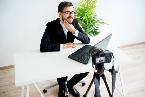 istock Male video blogger 691178534