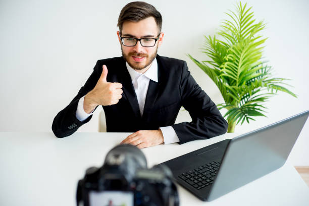 istock Video blogger thumbs up 691181200