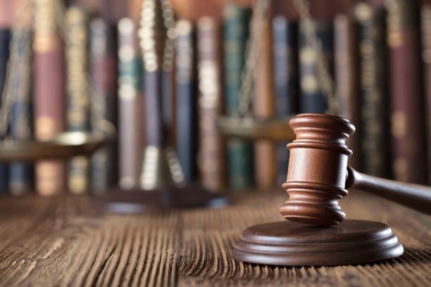 istock Statue of justice, gavel 691262662