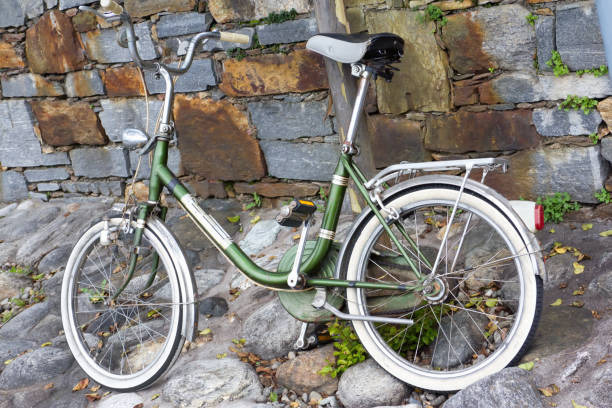 de bicicleta - bicycle frame fotos - fotografias e filmes do acervo