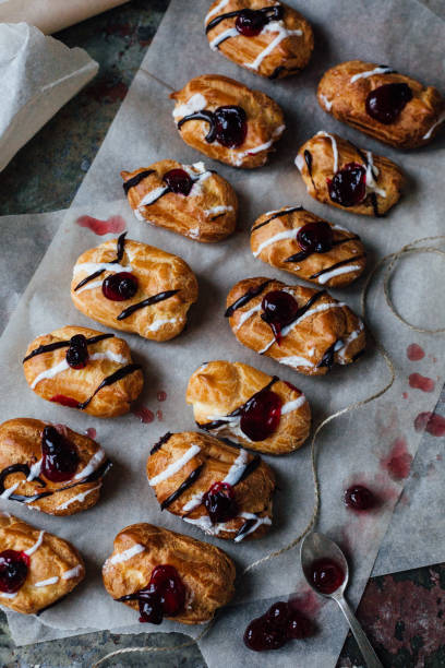 istock Homemade french  eclairs 691416630