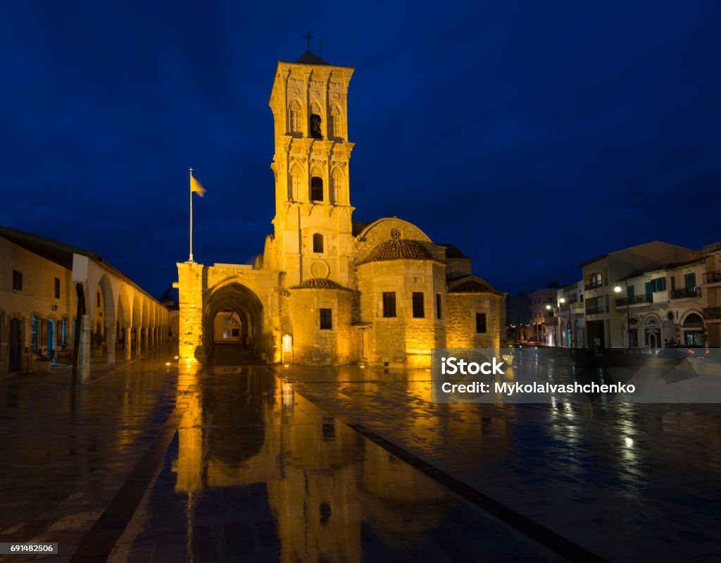 Saint Lazaruksen kirkko - yökohtaus - Rojaltivapaa avainsanalla Arkkitehtuuri ja tyyppiä Kuvapankin valokuva Saint Lazaruksen kirkko - yökohtaus - Rojaltivapaa avainsanalla Arkkitehtuuri ja tyyppiä Kuvapankin valokuva