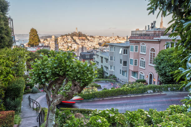 istock Lombard Street in San Francisco at Sunset 691512152