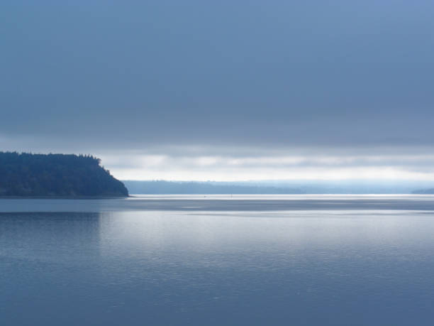 puget sound, langley, washington - langley stock-fotos und bilder