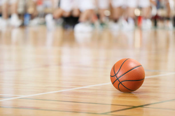 basketball - basketball sport hardwood floor floor imagens e fotografias de stock