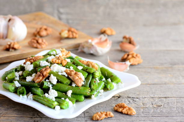 istock Crisp green bean salad recipe 691541278