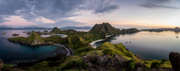 istock Landscape view from the top of Padar island. 691600516