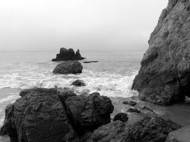 istock Rocks and Waves at El Matador Beach 691617092