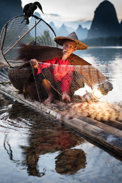 istock Fisherman of Yangshuo 691662438
