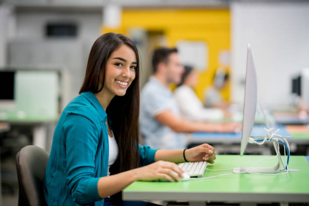 7,600+ Students In Computer Lab Stock Photos, Pictures & Royalty-Free ...