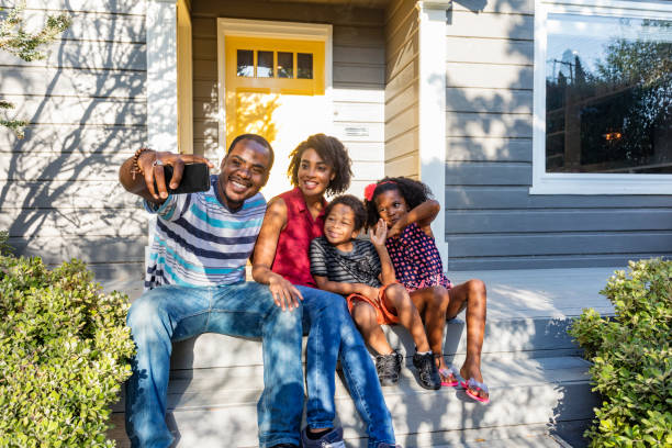 istock Family Moments Selfies 691778740