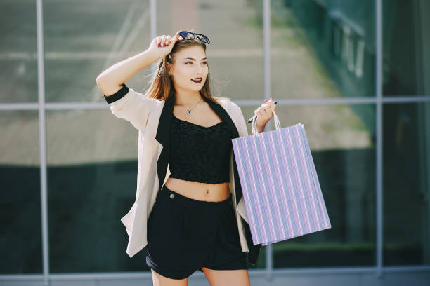 istock Girl on Shopping 691807830