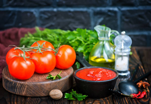tomato sauce