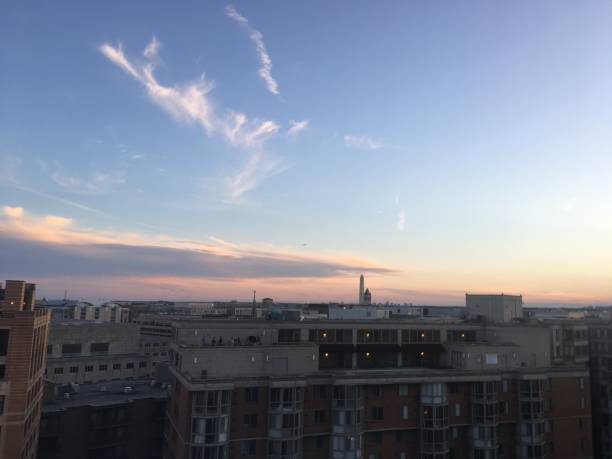 istock sunset and clouds over the washington monument 692038812