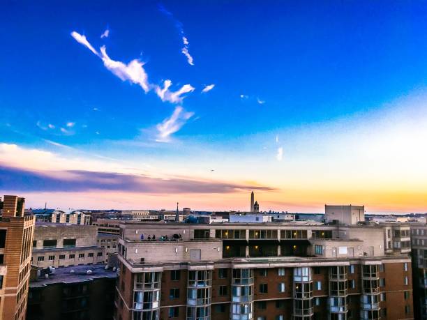 istock sunset and clouds over the washington monument 692038834