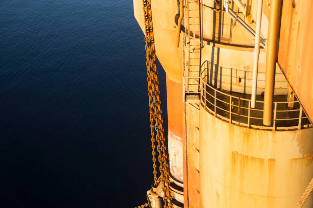 istock oil rig platform pontoon leg to sea level 692096688