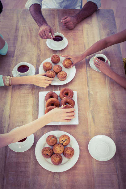 istock Business people having dessert 692211522