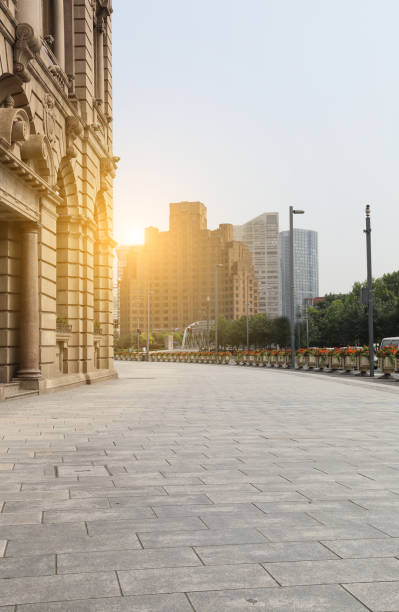 istock Shanghai Bund cityscape 692387448