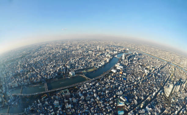 tokyo skyline vom turm. - fischaugen objektiv fotos stock-fotos und bilder