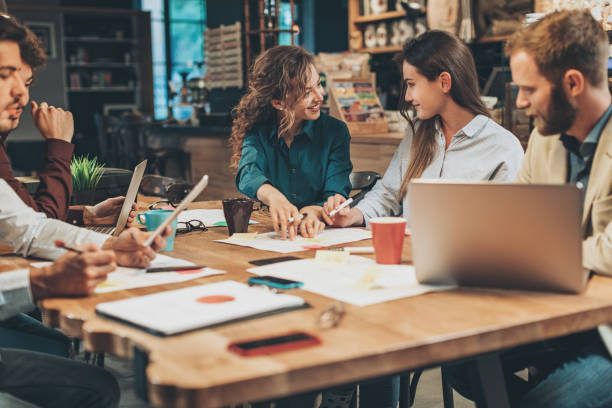 istock Young team of creative entrepreneurs 692510724