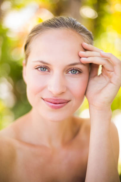istock Beautiful young woman 692523302