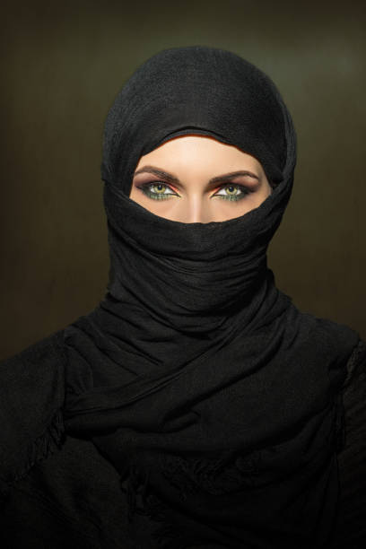 istock Woman in niqab 692577902