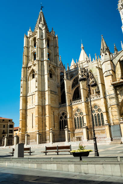 istock Plaza de Regla and Leon Cathedral, Spain 692584428